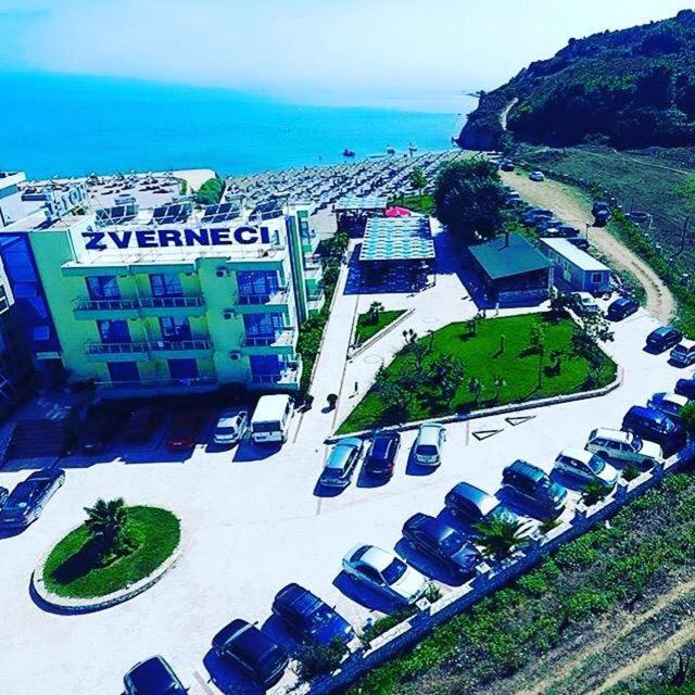 Hotel Zverneci Eksteriør bilde
